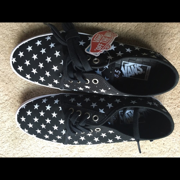Vans tennis shoes