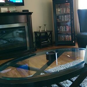 Meet your Posher, Charles