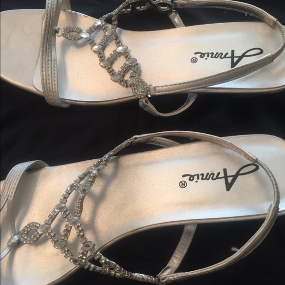 Sandals - Picture 2 of 4