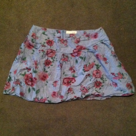 Cute flower pattern skirt