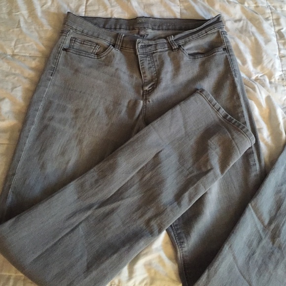 NY&Co Grey Stretch Super Skinny Jeans