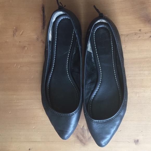 Frye flats