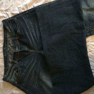 Ariya Jeans
