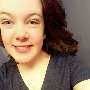 Meet your Posher, Amanda grace