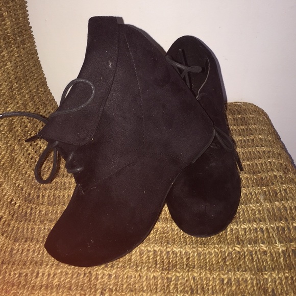 Black wedge booties