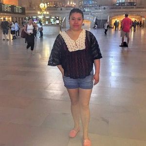 Meet your Posher, Ivon