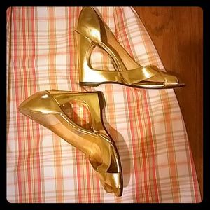 Michael Kors Gold wedges size 7.5