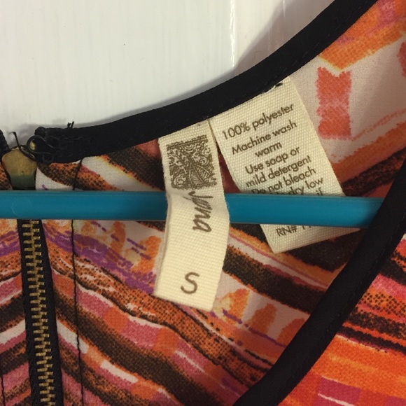 Aztec top - Picture 3 of 3