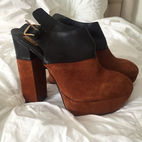 Dolce Vita Shoes - NWOT Dolce Vita Platform Heels