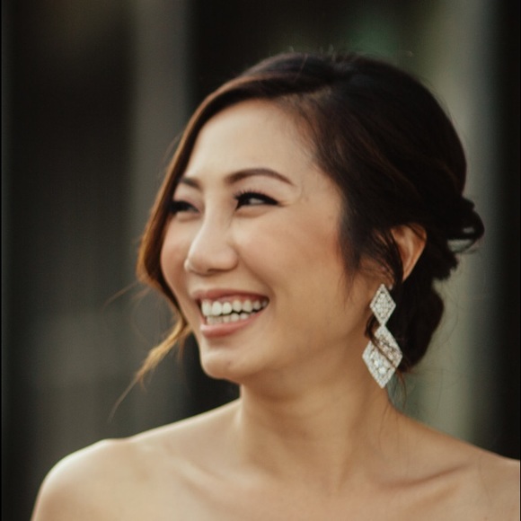 Gorgeous Statement Earrings - Picture 2 of 2