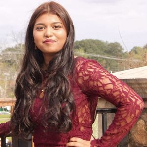 Meet your Posher, Angela