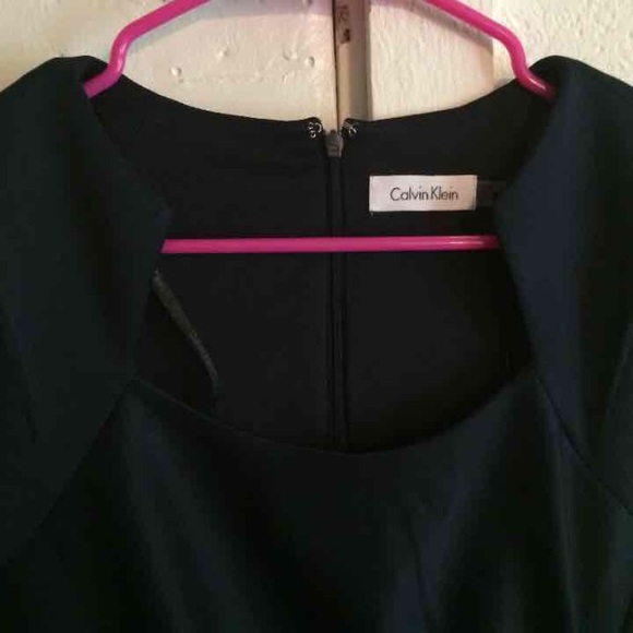 Calvin Klein dress - Picture 4 of 4