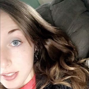 Meet your Posher, Aimee