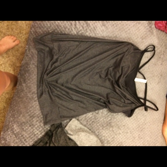 Like new Lucy tank w/ built in bra