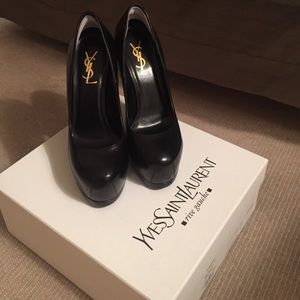 Saint Laurent Tribute Leather Pump (New Condition)