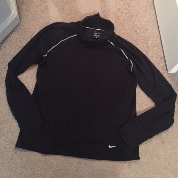 Nike Sweaters - Nike dri fit