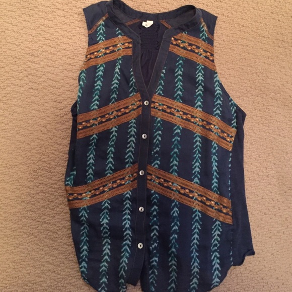 Embroidered boho button up by tiny size small