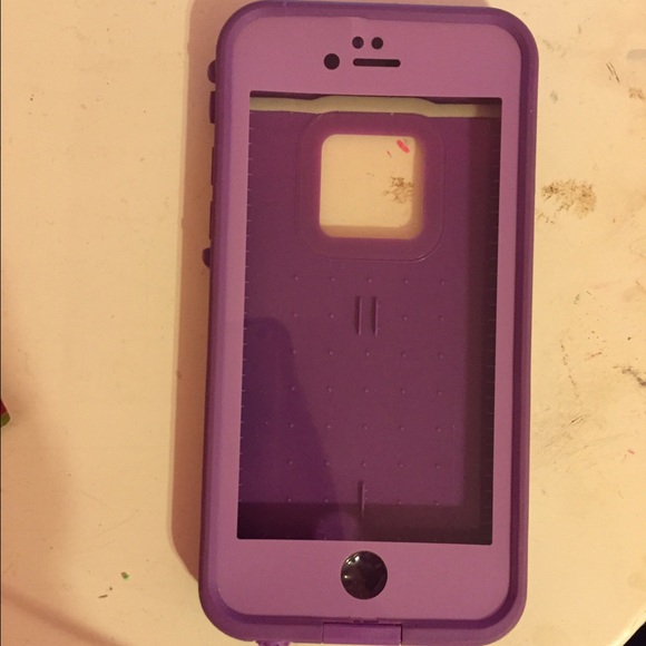 Purple iPhone 6/6s lifeproof case