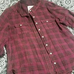 Mossimo Plum Casual Plaid Button Down shirt