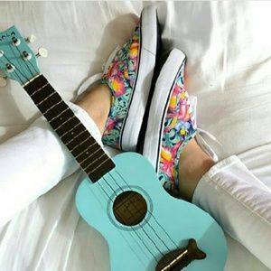 Hawaiian Print Sneakers 🌺