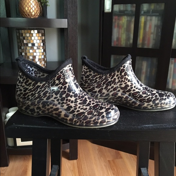 Capelli leopard print rain booties