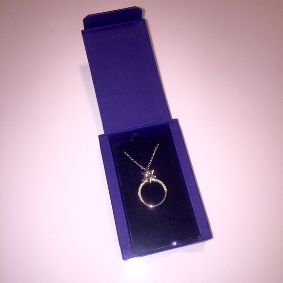 Swarovski Jeweled Star Necklace Pendent Ring Star