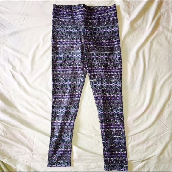Patterned Leggings - Picture 3 of 4