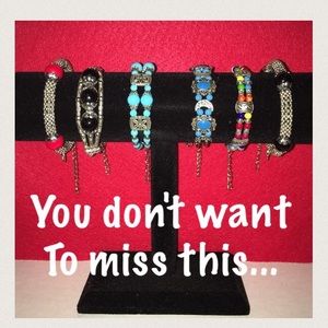 💥SOLD💥 NWOT Turquoise Beaded Bracelets 6pcs