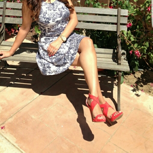 Coral Suede Heels - Picture 4 of 4