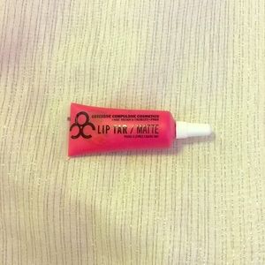 OCC • Lip Tar