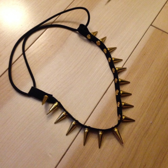 Black and gold spiked headband
