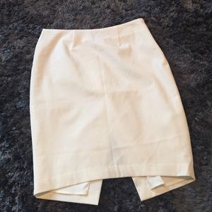 NEVER WORN! White| Pencil Skirt | Forever21