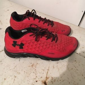 Red under armour tennis shoes