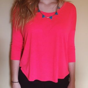 ❌SOLD❌AEO / neon pink slouch shirt