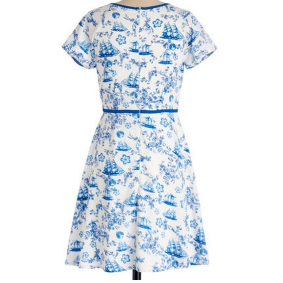 Caravel Dreaming Dress - Picture 2 of 4