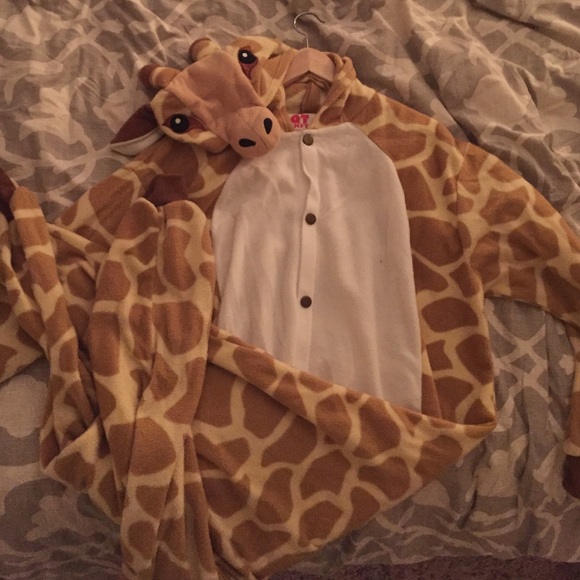 Giraffe onesie! Plush