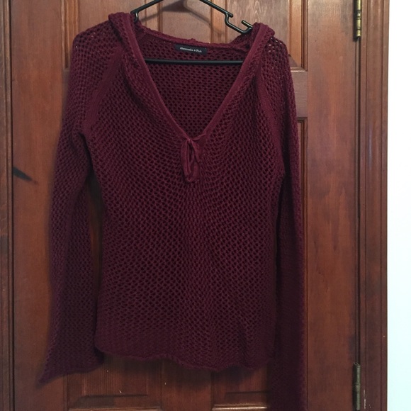 Abercrombie and Fitch top
