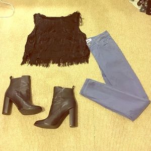 Periwinkle Paige skinny jeans.