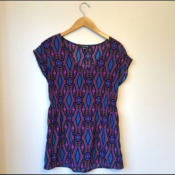 Forever 21 geo print top - Picture 2 of 4