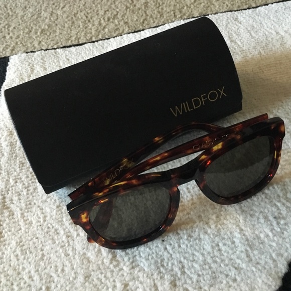 Wildfox Classic Fox tortoise wayfarer sunglasses