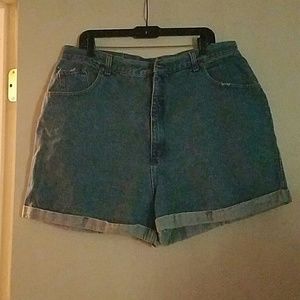 Vintage plus size denim shorts