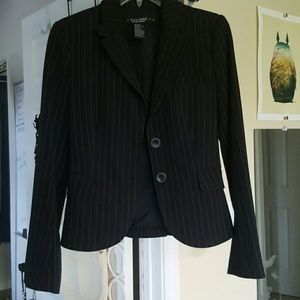 Full length sleeve Pinstripe blazer