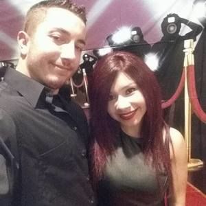 Meet your Posher, Cecily