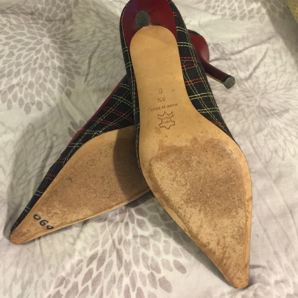 Shoes - Picture 3 of 4