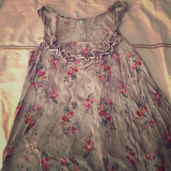 Floral print ruffle tank top