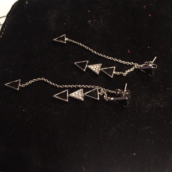 New Boho Earings - Picture 2 of 4