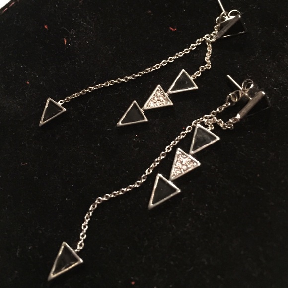 New Boho Earings - Picture 4 of 4