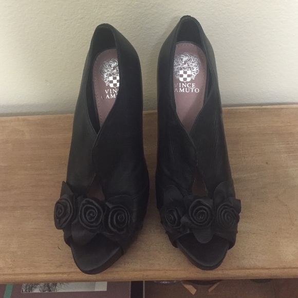 Vince Camuto peep toe heels