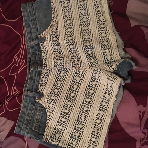 Jean shorts - Picture 1 of 3