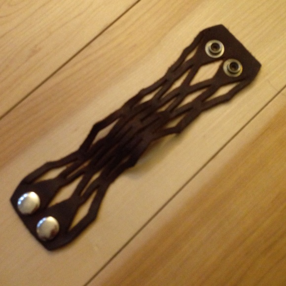 Brown leather laser cut bracelet